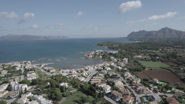 Alcudia mallorca playa malpas bonaire puerto cocodrilo (Formato D-log para edici&oacute;n profesional)