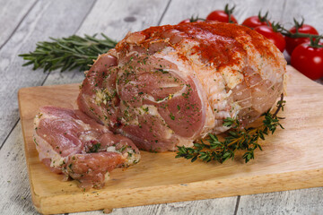 Chicken roll with herbs