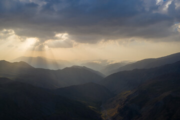 Obraz premium sunset in the mountains