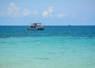 Obraz premium Beautiful blue sea on Phu Quoc Island, Vietnam