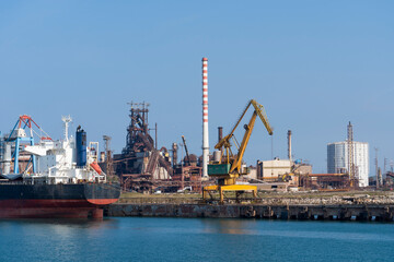 Fototapeta premium commercial harbour of Piombino, Tuscany, Italy