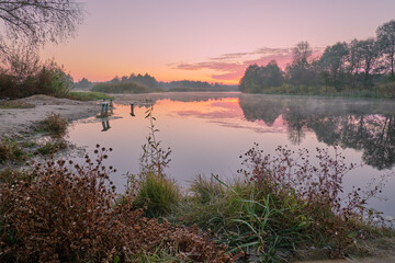 Obraz premium sunrise over the river