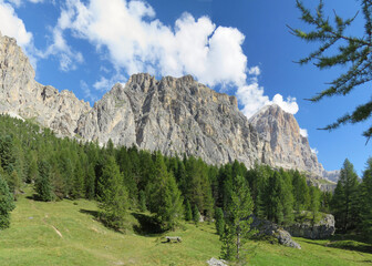 Fototapeta na wymiar Charming place in Italian Dolomites
