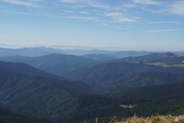 Naklejka premium view of the magnificent mountains and sky