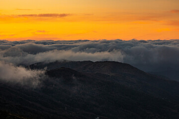 Fototapeta na wymiar Mountain Sunrise