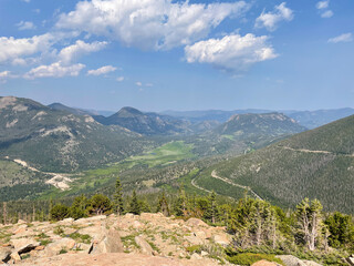 Fototapeta na wymiar Rocky Mountain National Park Scenic Overlook