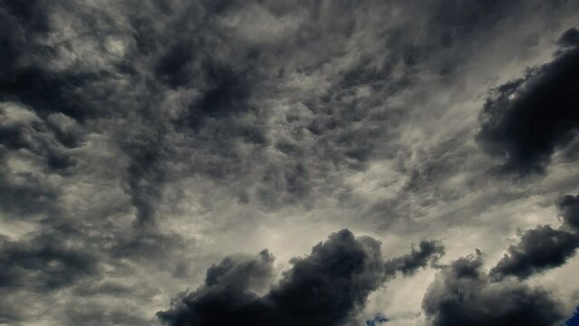 4k time lapse sky with gray clouds before thunderstorm rain. Rainy grey sky.	