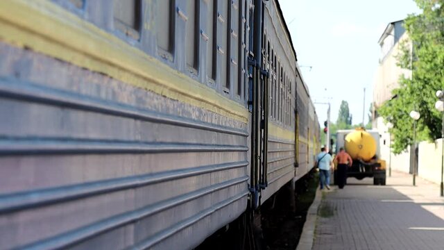Railway carriage
