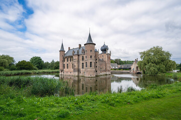 Fototapeta na wymiar Château d'Aartselaar