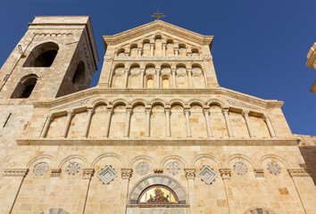 Fototapeta premium Richly decorated facade of Cathedral of Santa Maria Assunta in Cagliari, Italy