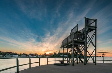 Sunrise © DarekPiosik