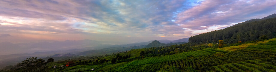 Sunrise Palutungan panorama