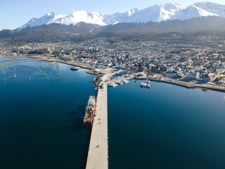 Ciudad portuaria y montañosa, Ushuaia