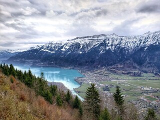 Fototapeta na wymiar Swiss Lake Interlaken Switzerland
