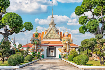 Wat Arun Temple in Bangkok, Thailand