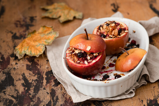 Red Baked Apples With Oatmeal , Walnuts And Honey. Autumn Winter Dessert