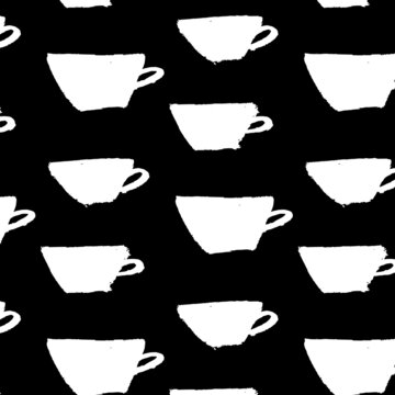 Vector seamless pattern of white coffee cups on a black background. Brush drawing, grunge. Image for fabric, wrapping paper, wallpaper. Cafe, restaurant, breakfast. Minimalism, hand drawing.