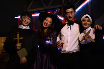 Obraz premium Halloween party of young people.