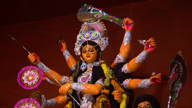 The biggest festival of West Bengal is Durga Puja with the idol of Durga Thakur. Durgapujo in West Bengal is famous all over the world. It is especially popular among Hindus