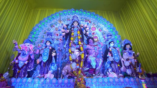 The biggest festival of West Bengal is Durga Puja with the idol of Durga Thakur. Durgapujo in West Bengal is famous all over the world. It is especially popular among Hindus