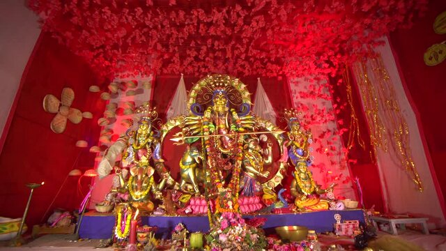 The biggest festival of West Bengal is Durga Puja with the idol of Durga Thakur. Durgapujo in West Bengal is famous all over the world. It is especially popular among Hindus