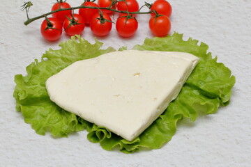Fototapeta na wymiar salad with tomato and cheese