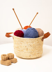 knitting wool and knitting needles