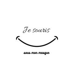 Je souris sous mon masque 