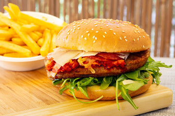 hamburger, nduja, italiano , scaglie formaggio , alimento, rucola , cacio, cheeseburger, pane, manzo, panino, ciambella, hamburger, lattuga, carne, digiunare, isolata, pasti, pomodori, 