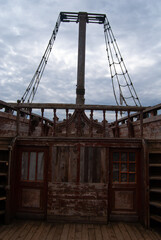 Moscow, Serednikovo, Piligrim Porto, 10 02 2016. Rigging an old medieval  ship. Wooden tackle large