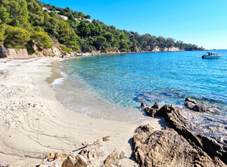 Beach in Lavandou, French Riviera - 463617235