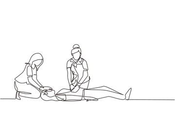 Continuous one line drawing paramedic giving indirect heart massage first aid to woman patient. Saving lives or emergency accident. Health, care, teamwork. Single line draw design vector illustration