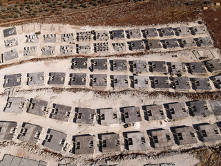 Camps made of reinforced concrete as an alternative to the canvas tents for housing the displaced Syrians