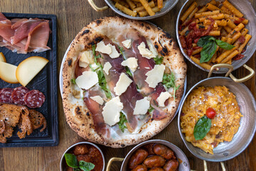 Pietanze di cibo napoletano