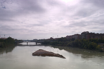 most zabytek kamień rzeka zaragoza łuki