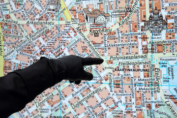 hand with map