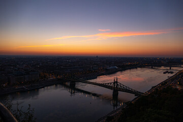 Fototapeta na wymiar Sunrise over Budapest