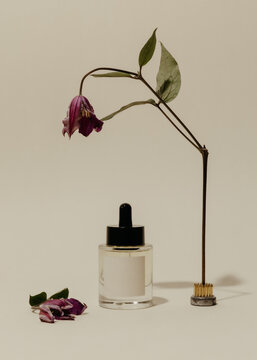 Clean Beauty product 