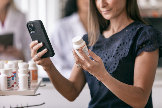 RX: Customer Using Phone For Medical Information