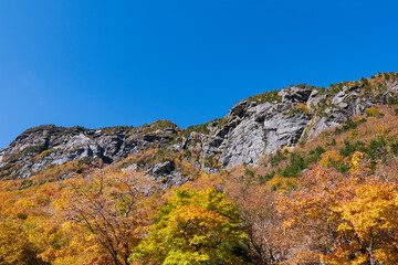 smugglers notch mountains and colorful woodlands