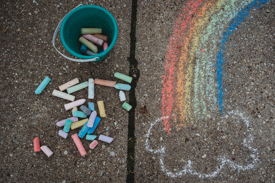 A chalk drawing of a rainbow.