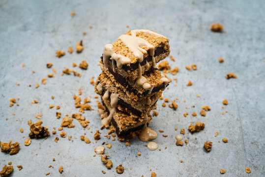 Chocolate bars, oatmeal and tahini