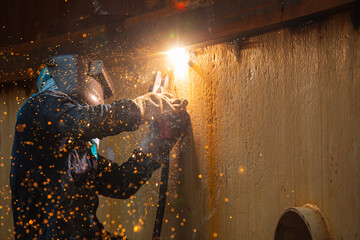 Repair storage tank oil welding