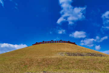 Tombs and haniwa and Arena