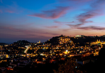 Funchal Madeira Panorama Portugal Insel Atlantik Nacht Abend Dämmerung blaue Stunde Sonnenuntergang Farben Himmel Lichter Häuser Langzeitbelichtung Hauptstadt Reise Tourismus Hügel Küste Hafen Skyline