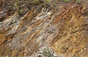 Clastic Sedimentary rock has the original texture of sediments such as sand, rubble and soil.