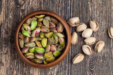 salted and roasted pistachio nuts