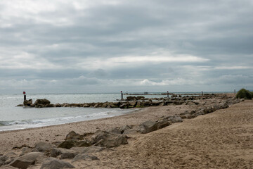 Fototapeta na wymiar beautiful deserted beach at Mudeford Spit Dorset England