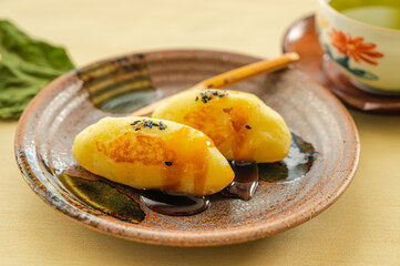 和菓子　さつまいも餅