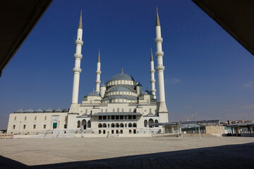 Fototapeta na wymiar Kocatepe Mosque in Ankara, Turkey 